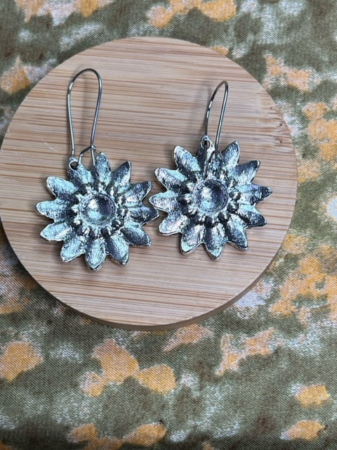 Antique Silver Sunflower Daisy Earrings