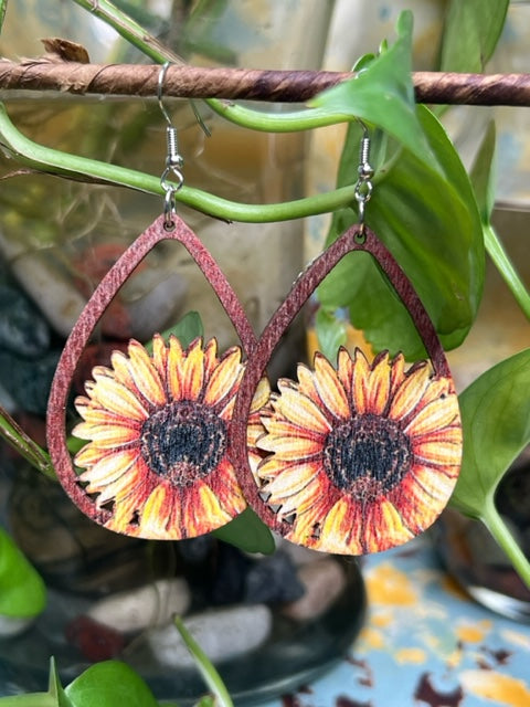 Western Distressed Style Hollow Sunflower Earrings