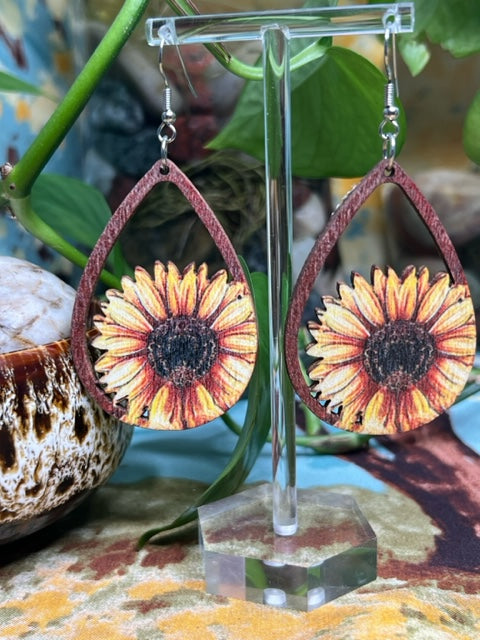 Western Distressed Style Hollow Sunflower Earrings